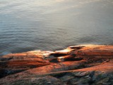 granitowy brzeg Melaren w blasku zachodzącego słońca, 12.IV.2012